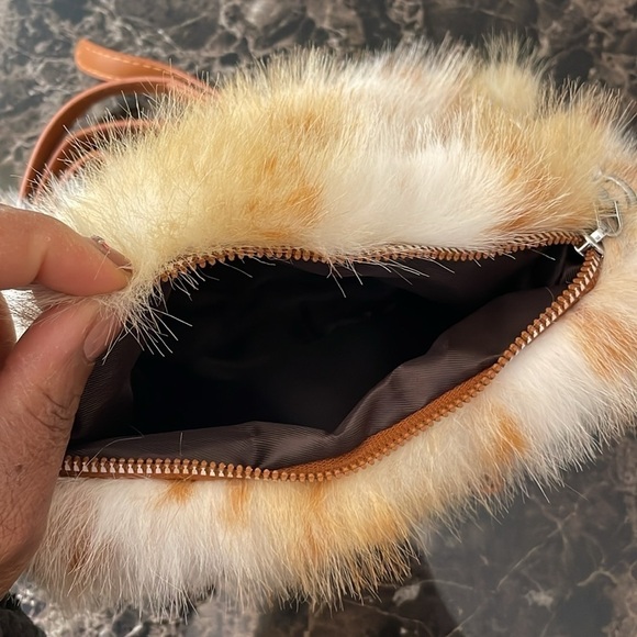 Tan Plush Chain Handbag - Picture 9 of 12